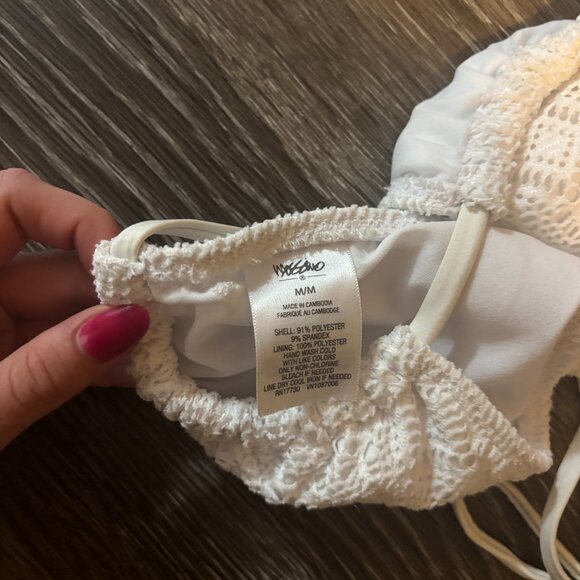 Wussio white crochet-style bikini top Size M - Picture 4 of 4
